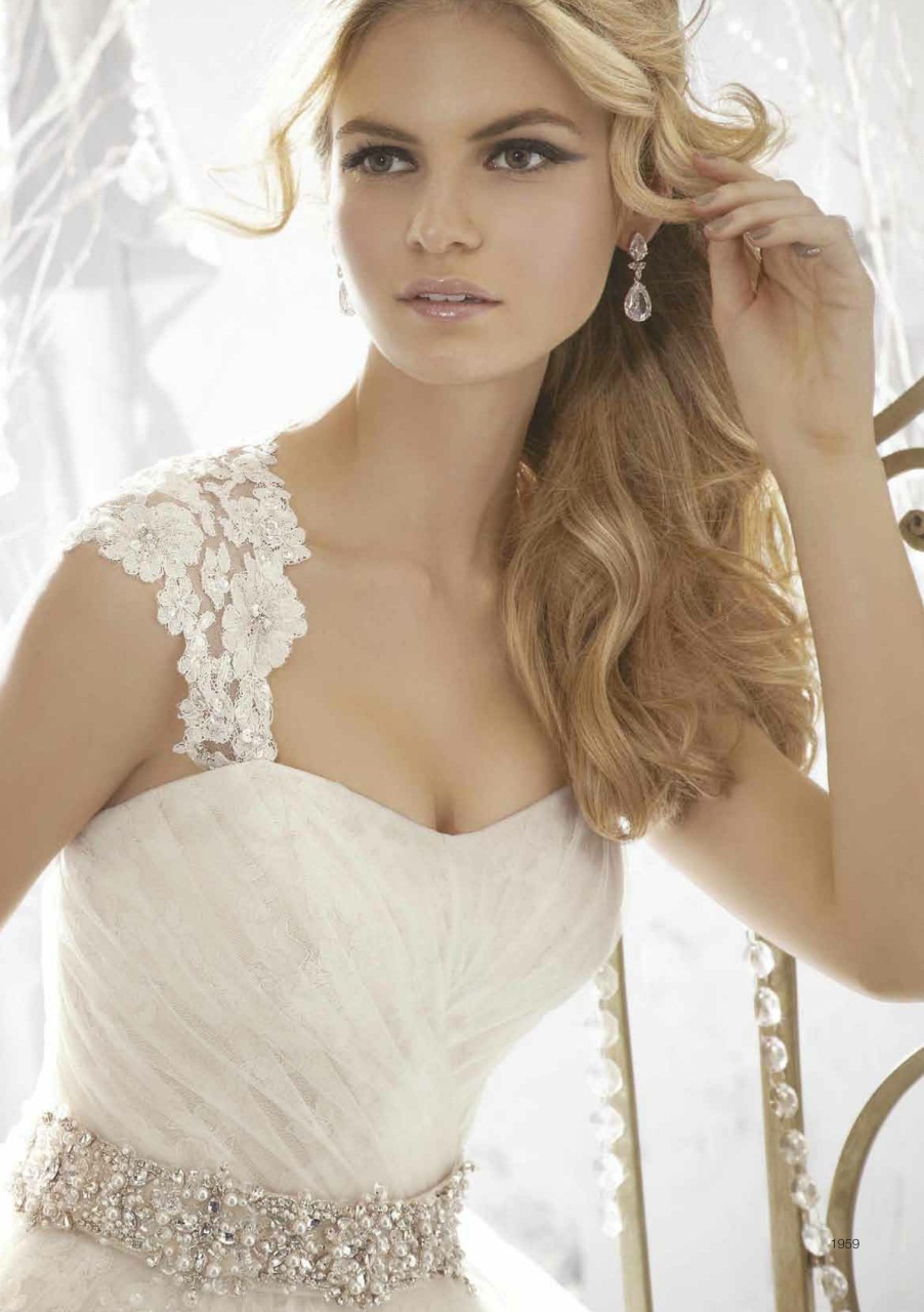 Perfect Wedding Preview Pages