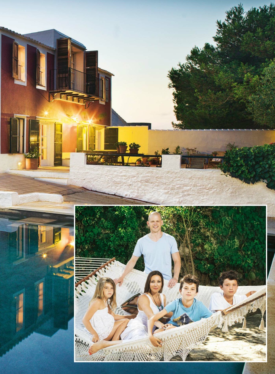 Hello! Magazine Preview Pages