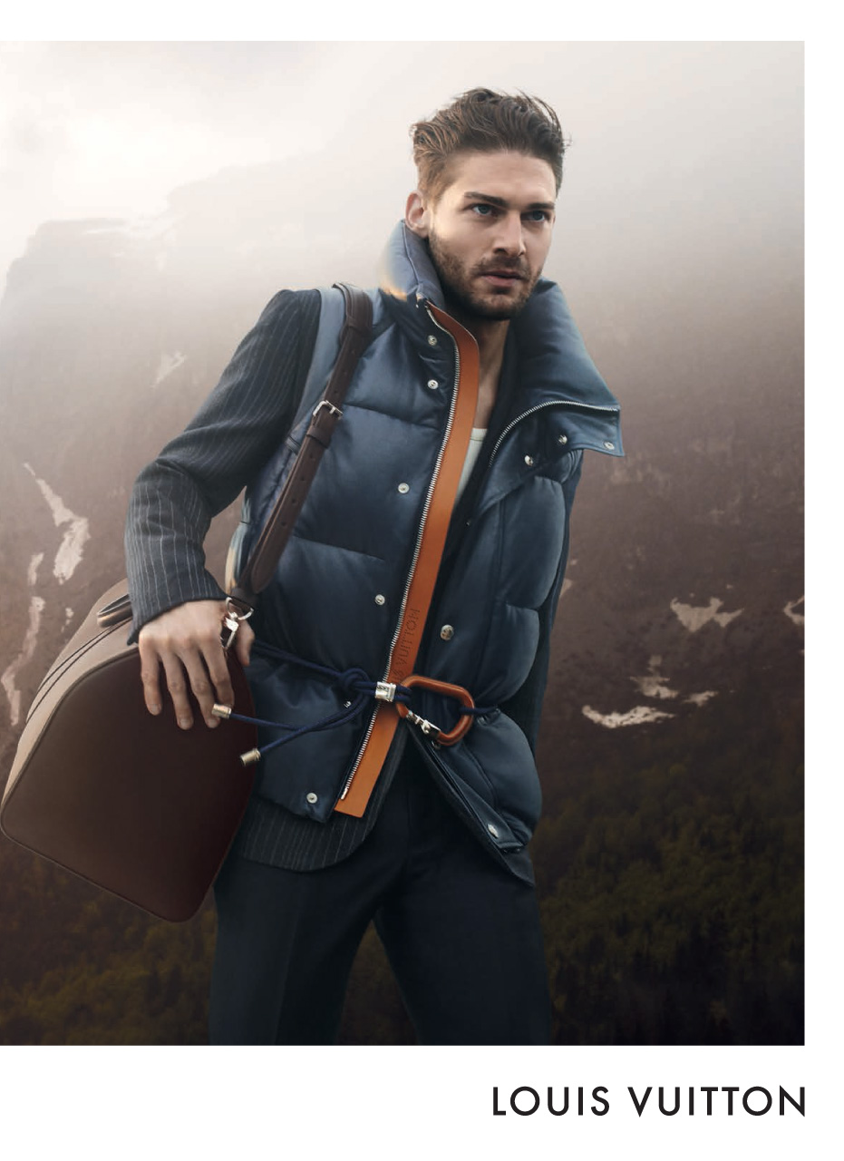 Esquire Singapore Preview Pages