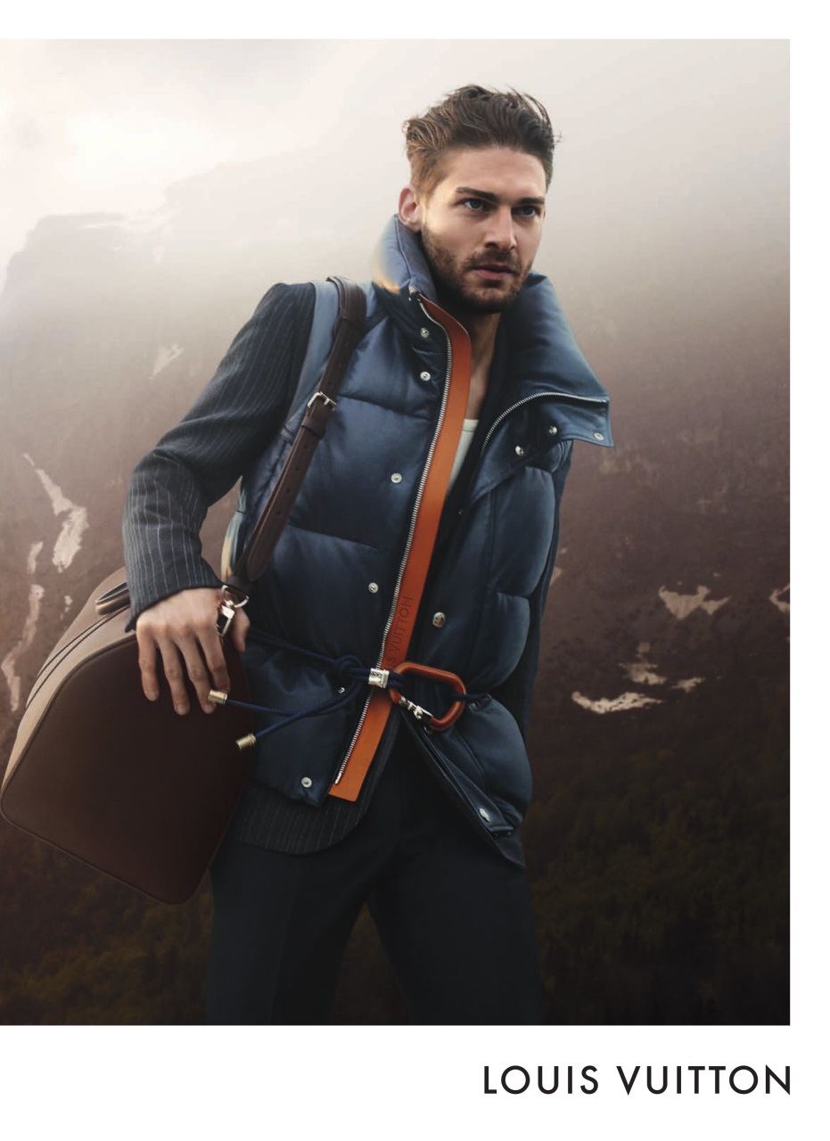 Esquire Singapore Preview Pages