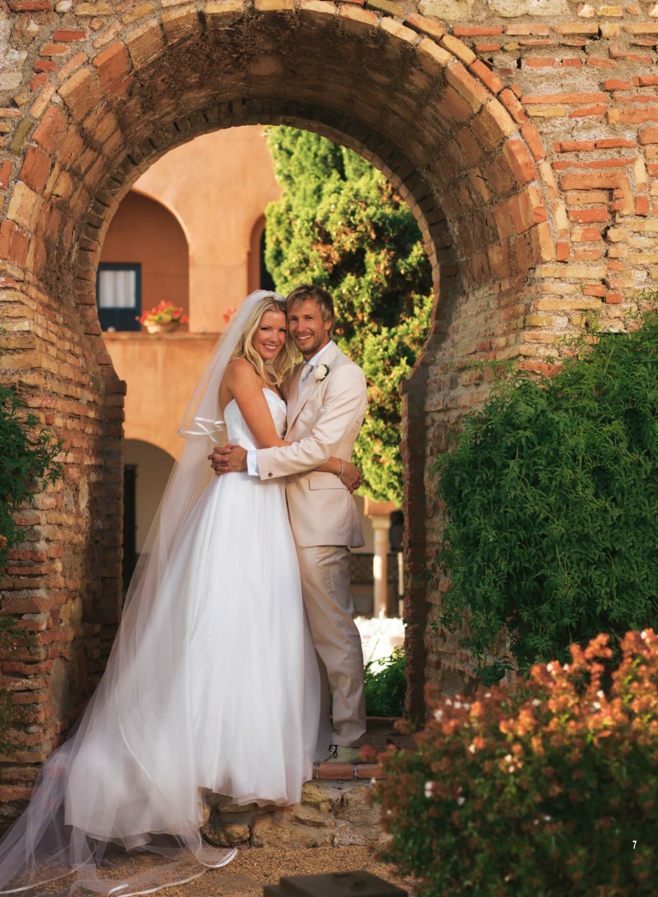 Hello! Magazine Preview Pages