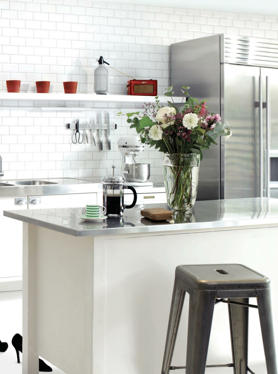 25 Beautiful Homes Preview Pages