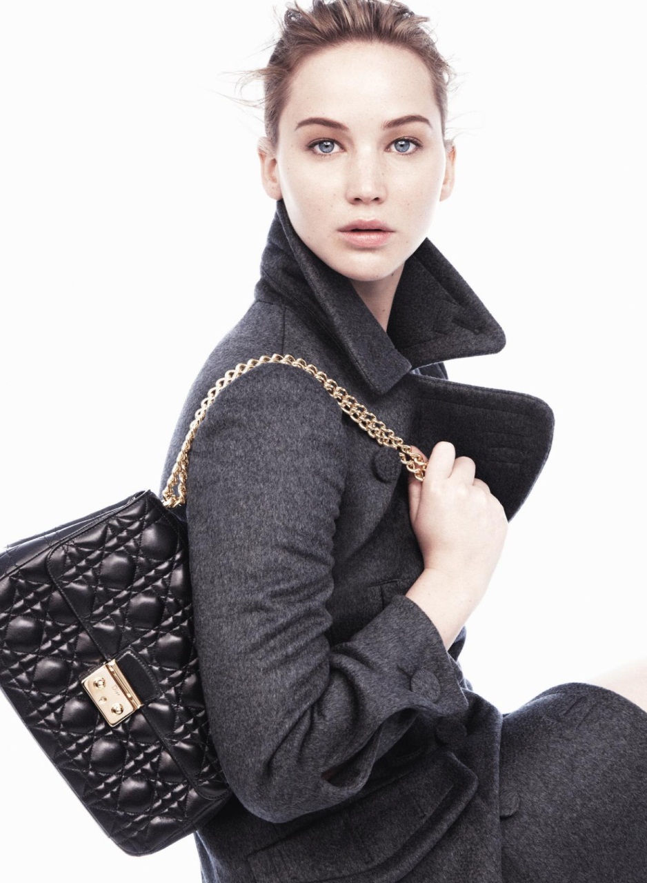 Marie Claire Preview Pages