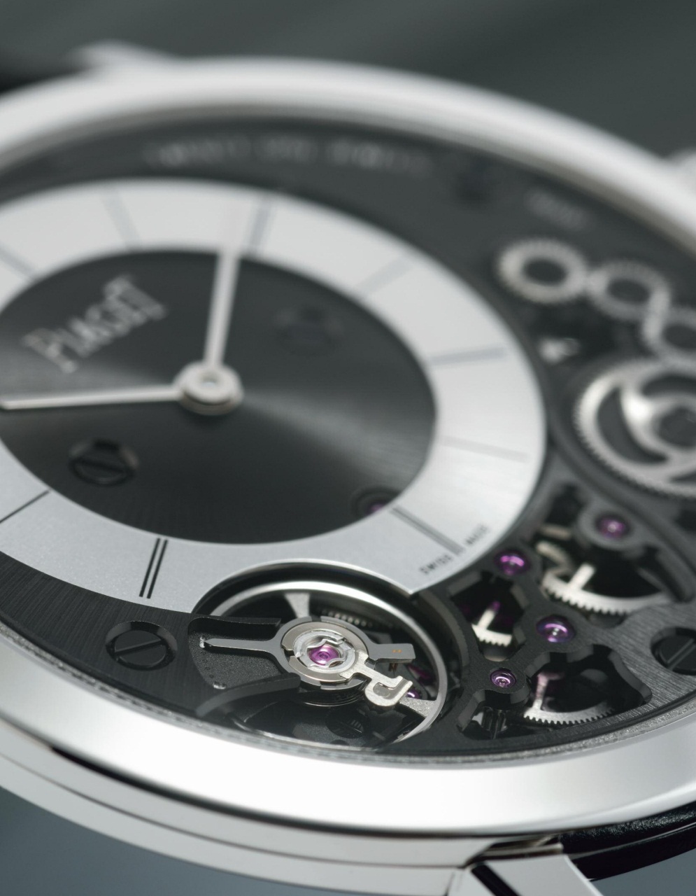 L'Orologio Preview Pages