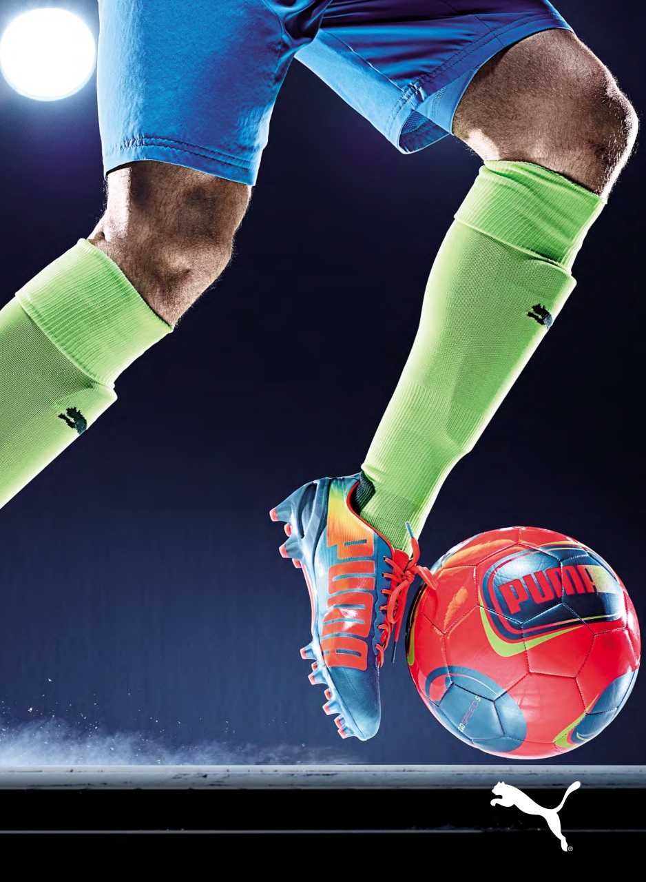 FourFourTwo Preview Pages