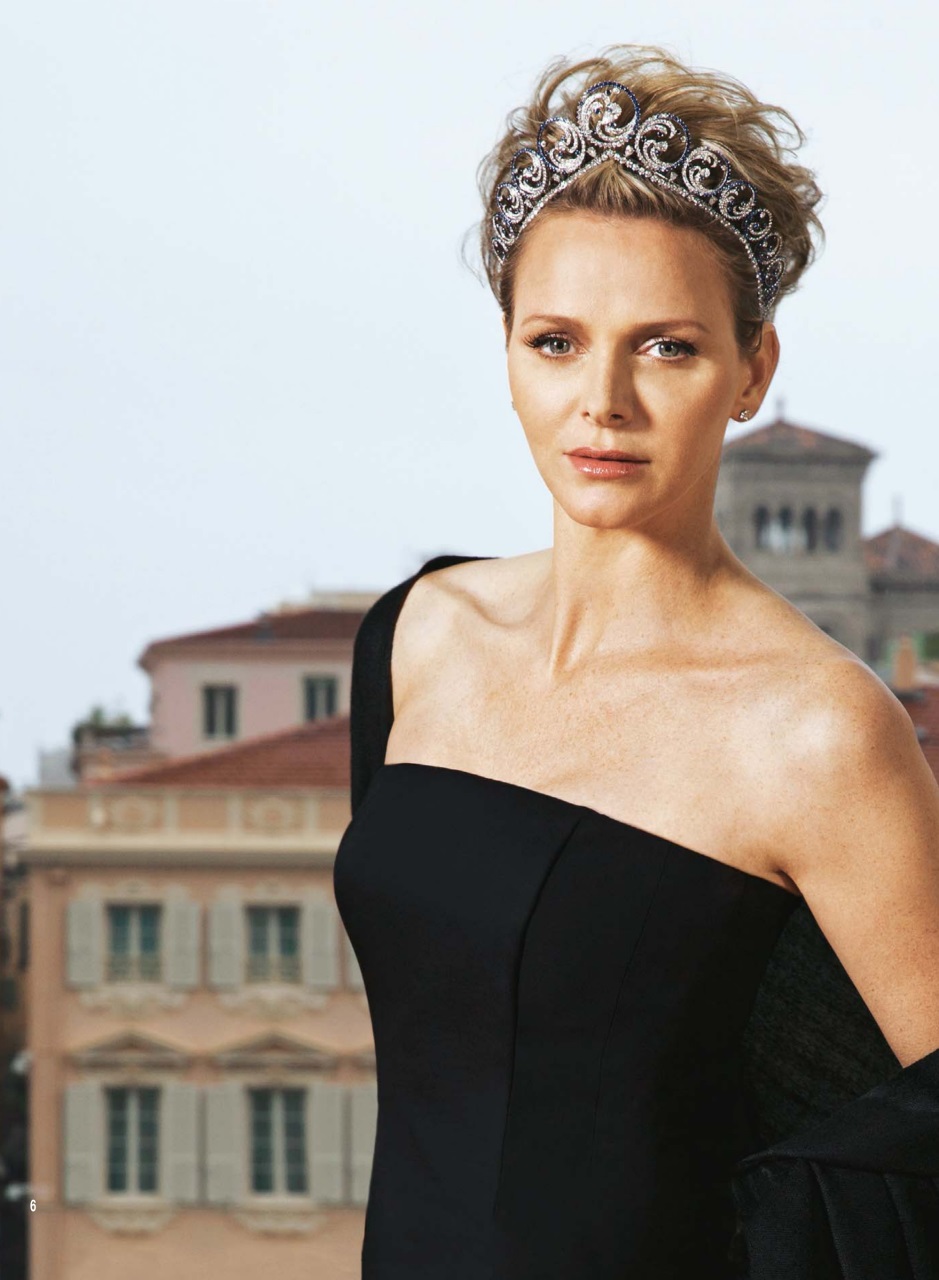 Hello! Magazine Preview Pages