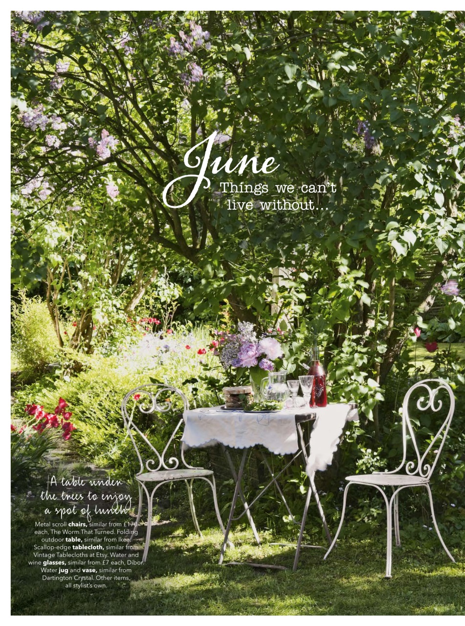 Country Homes & Interiors Preview Pages