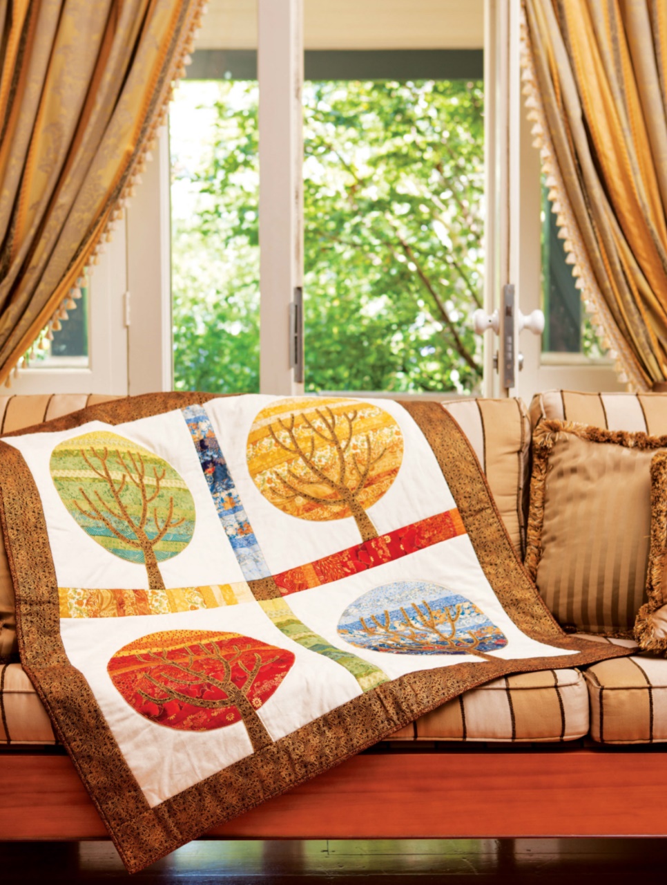 Quilters Companion Preview Pages