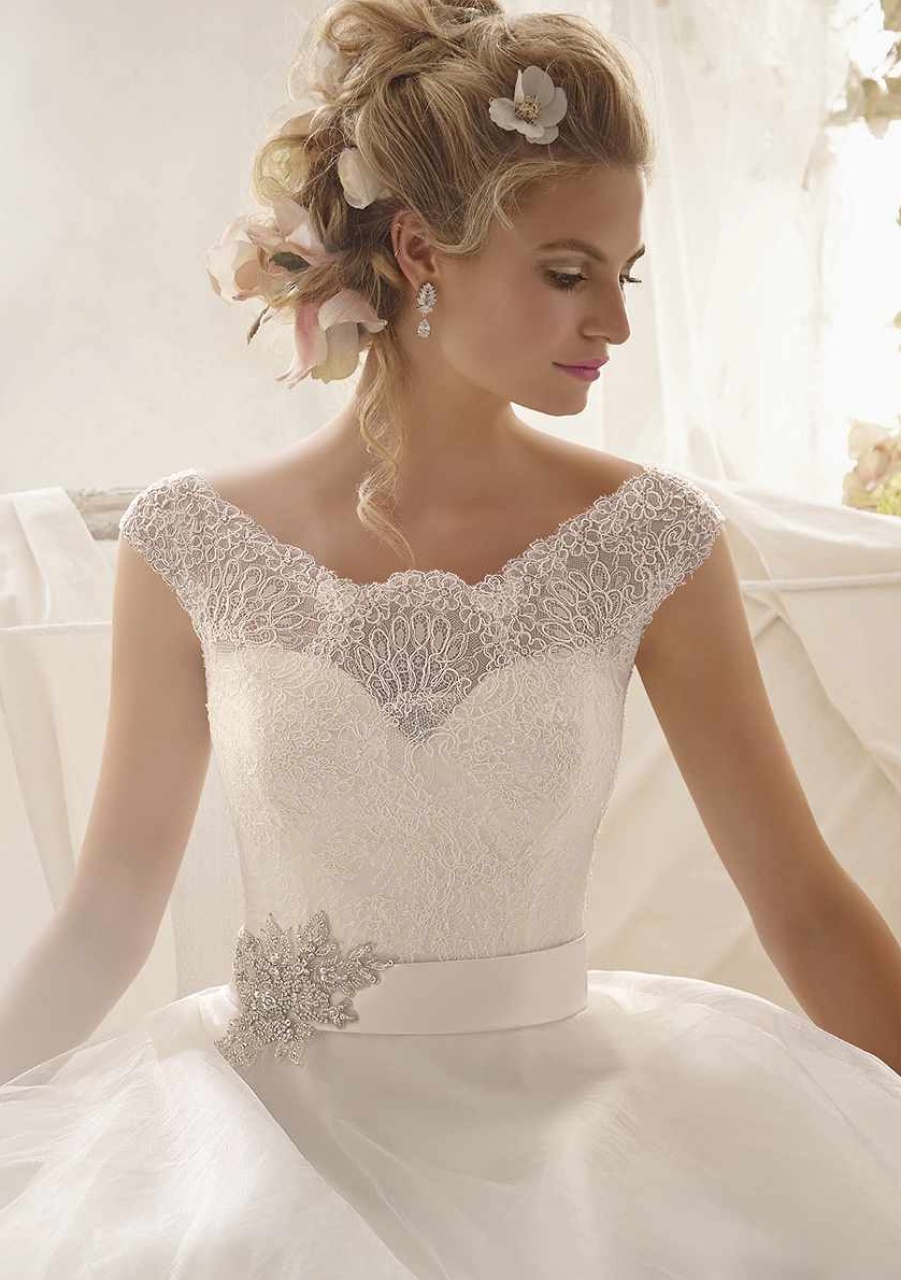 Perfect Wedding Preview Pages