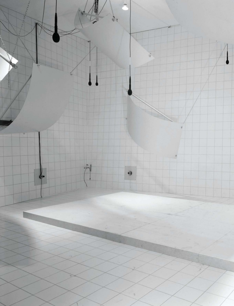 Black+White Photography Preview Pages