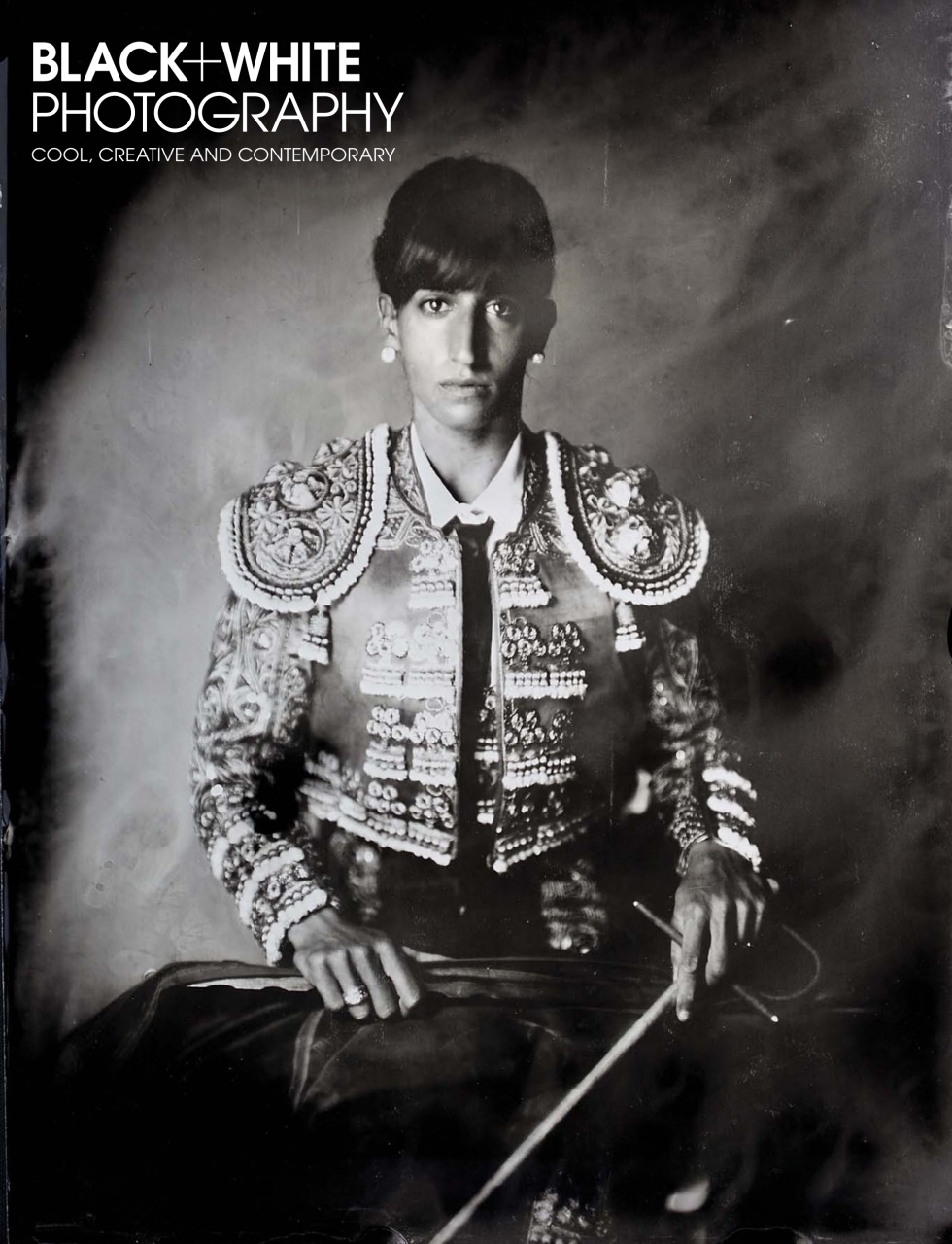 Black+White Photography Preview Pages