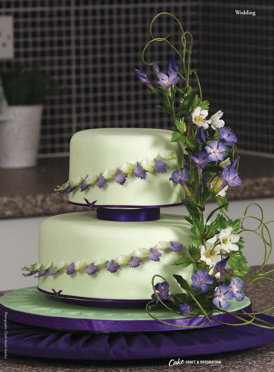 Cake Decoration & Sugarcraft Magazine Preview Pages