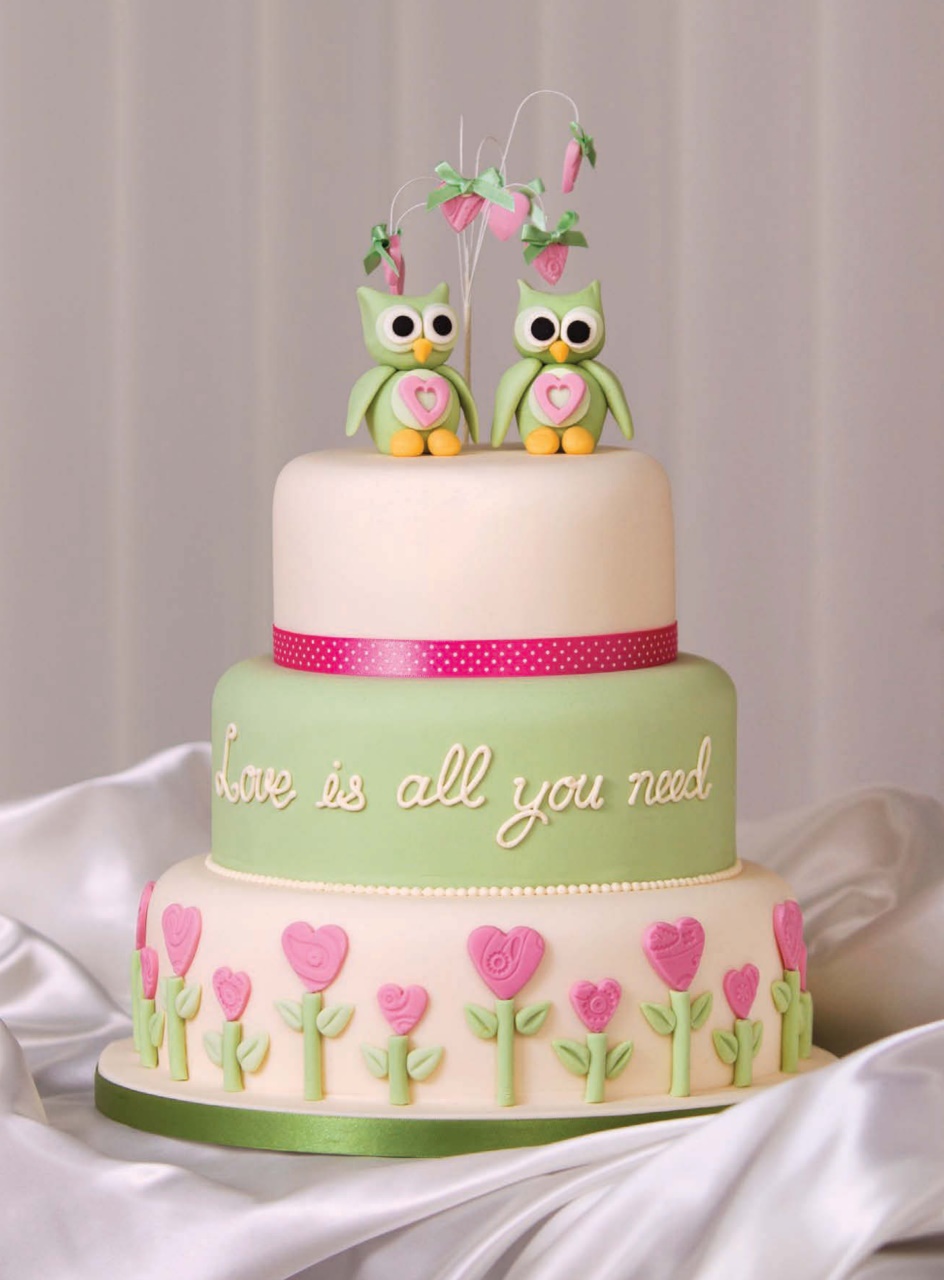 Cake Decoration & Sugarcraft Magazine Preview Pages