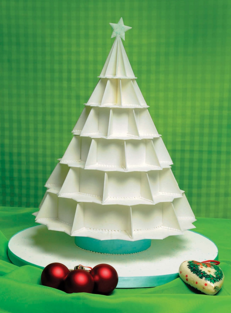 Cake Decoration & Sugarcraft Magazine Preview Pages