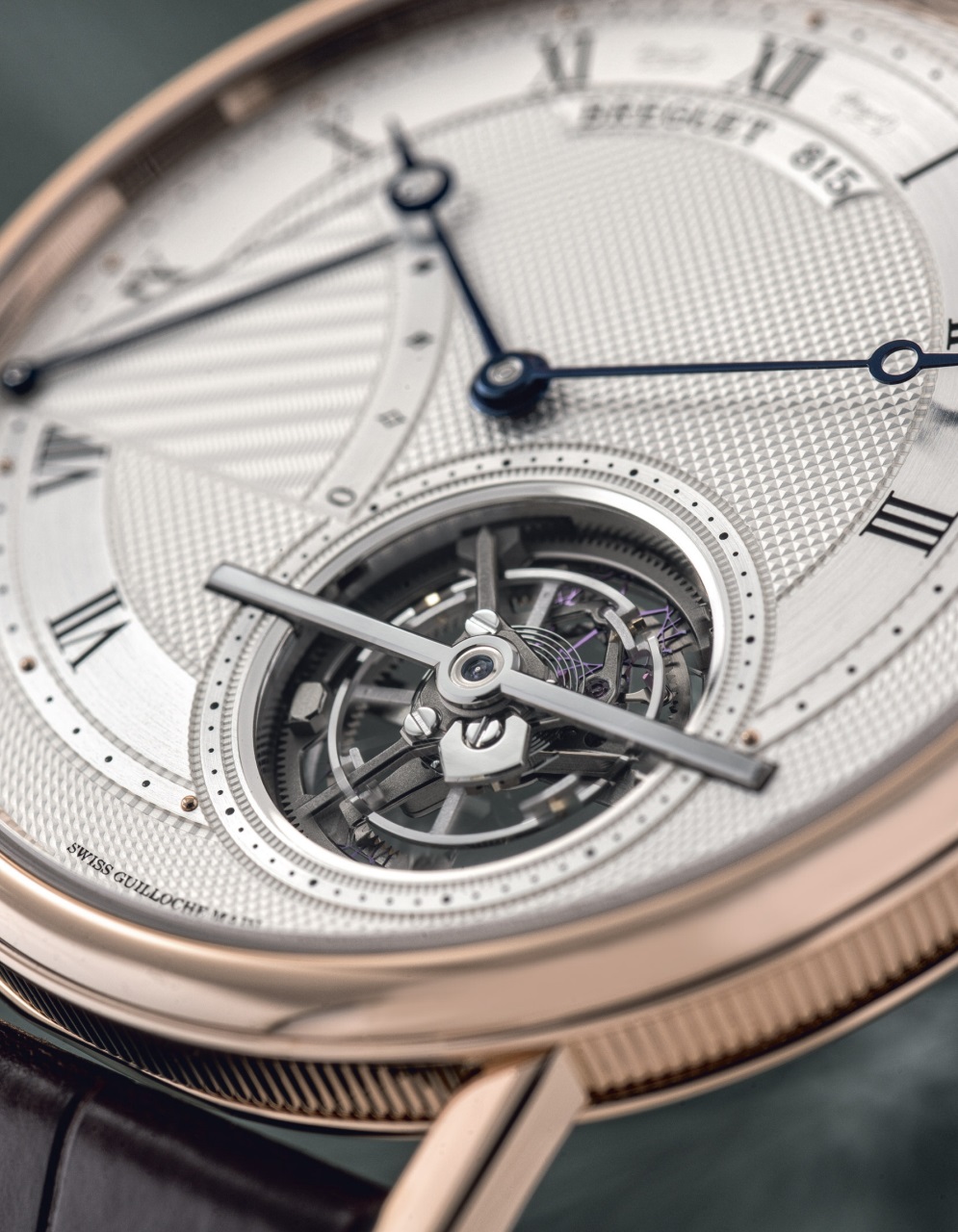 L'Orologio Preview Pages