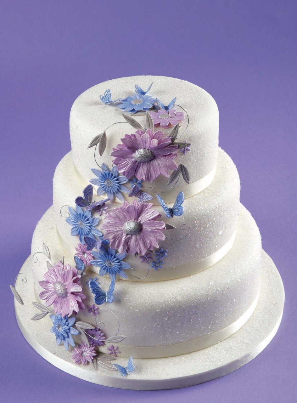 Cake Decoration & Sugarcraft Magazine Preview Pages