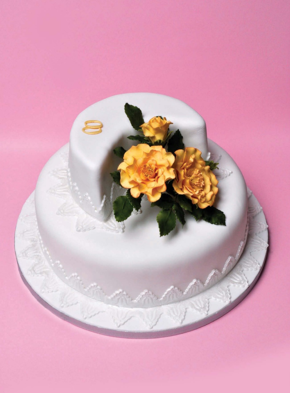 Cake Decoration & Sugarcraft Magazine Preview Pages