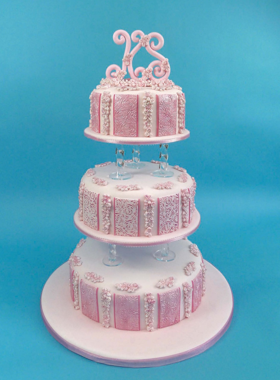 Cake Decoration & Sugarcraft Magazine Preview Pages