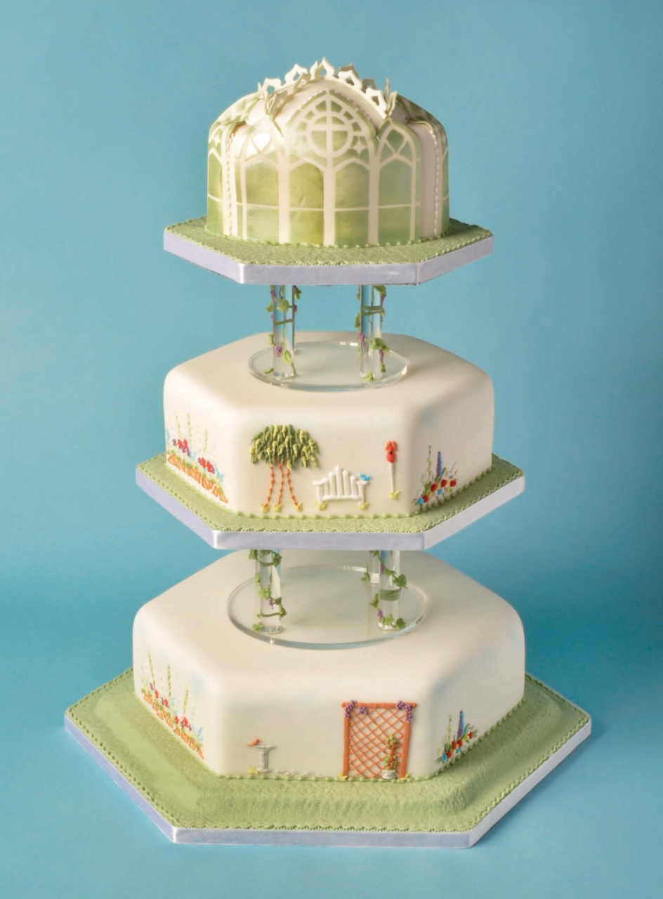 Cake Decoration & Sugarcraft Magazine Preview Pages