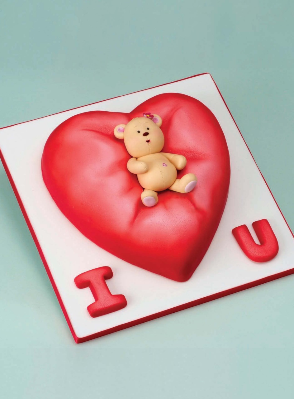 Cake Decoration & Sugarcraft Magazine Preview Pages