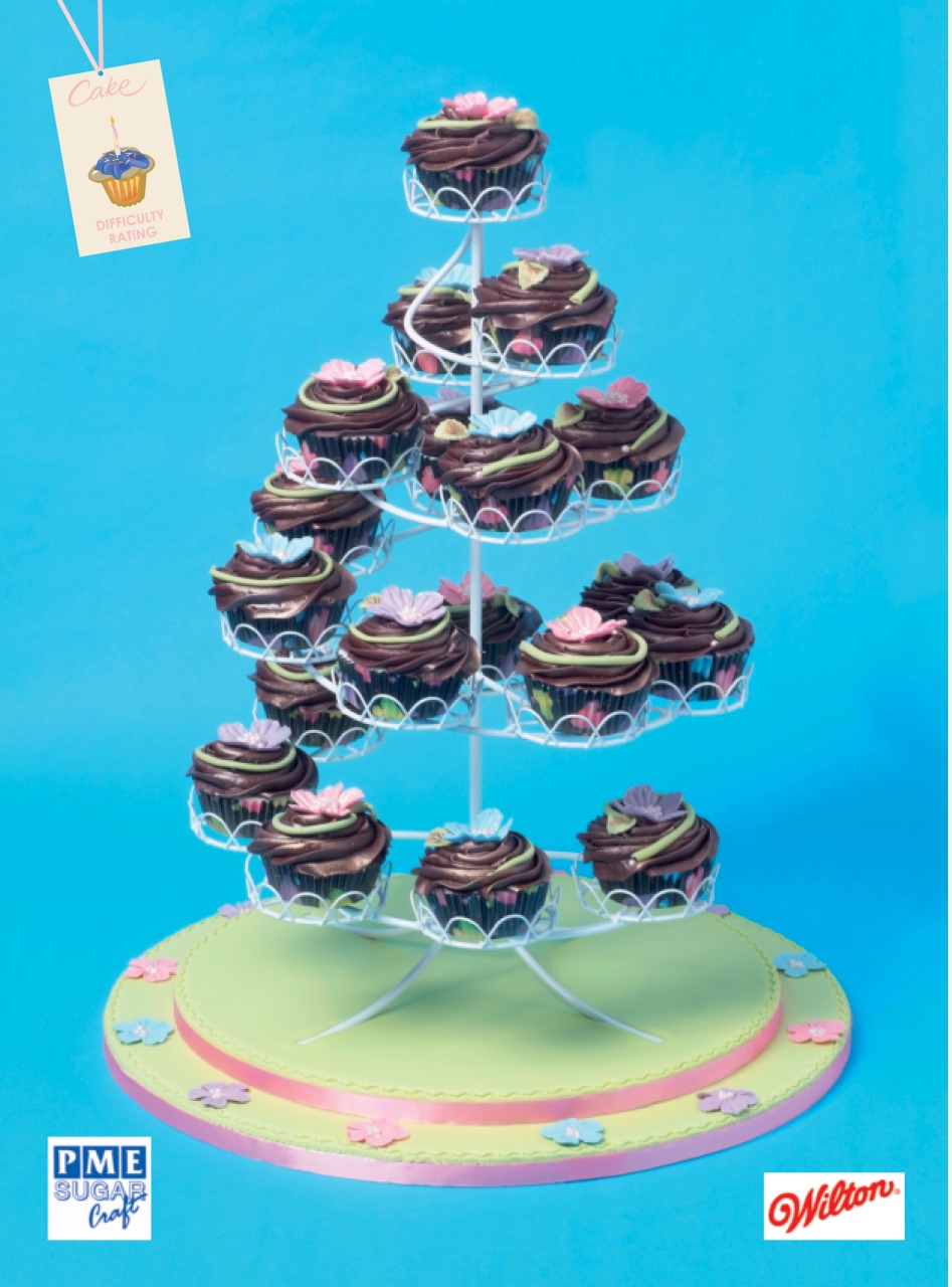 Cake Decoration & Sugarcraft Magazine Preview Pages