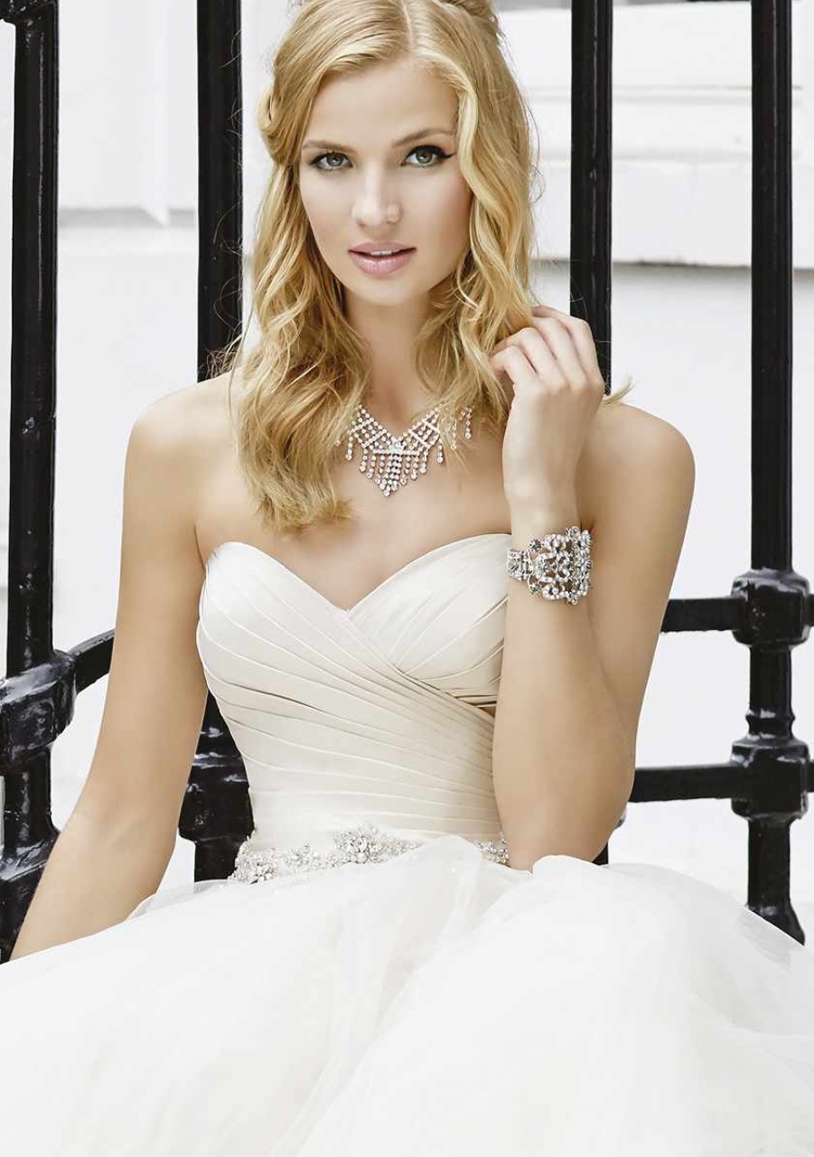 Perfect Wedding Preview Pages