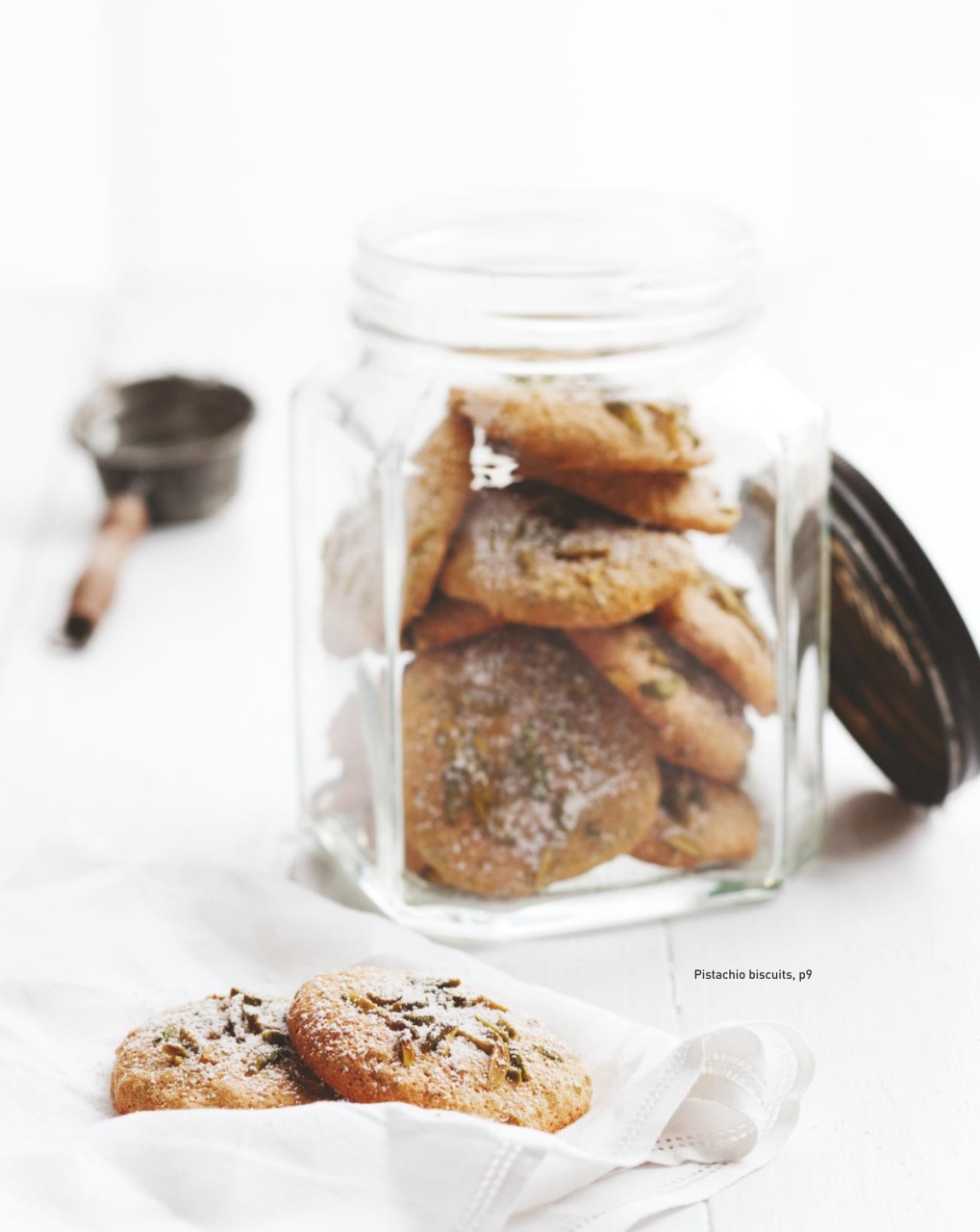 delicious. Magazine Preview Pages