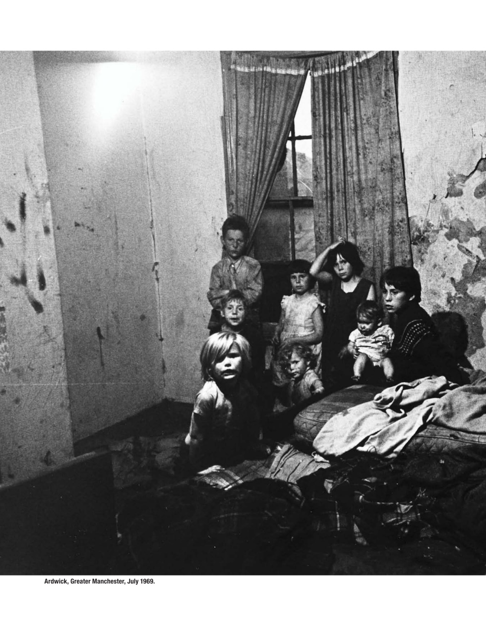 Black+White Photography Preview Pages