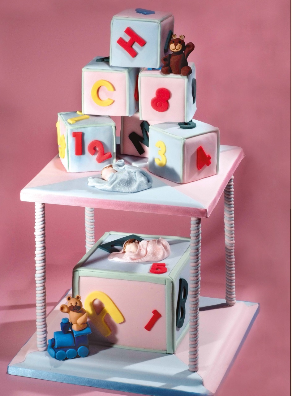 Cake Decoration & Sugarcraft Magazine Preview Pages