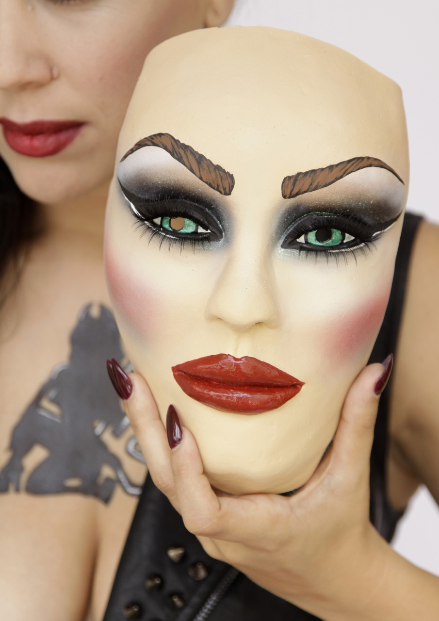 Frock Magazine Preview Pages