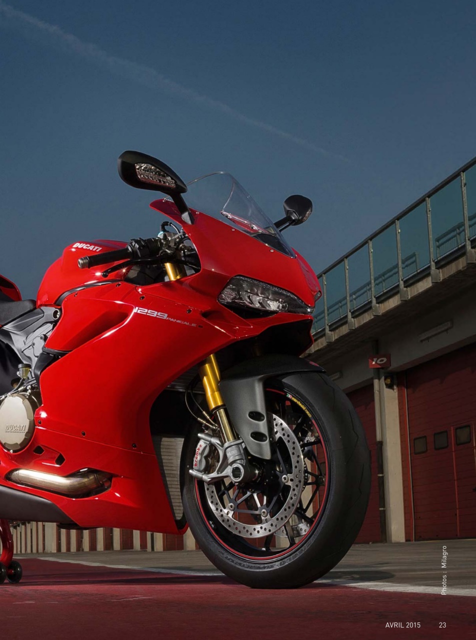 Moto Journal Preview Pages