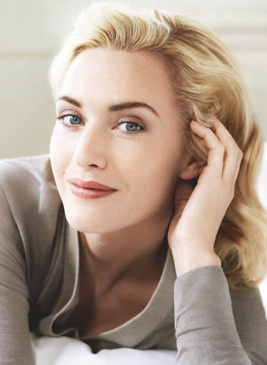 Marie Claire Preview Pages