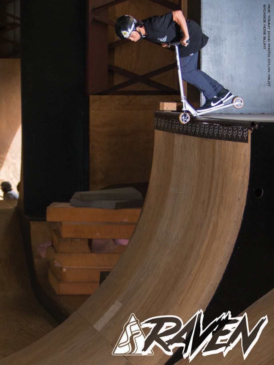 Scoot Mag Preview Pages