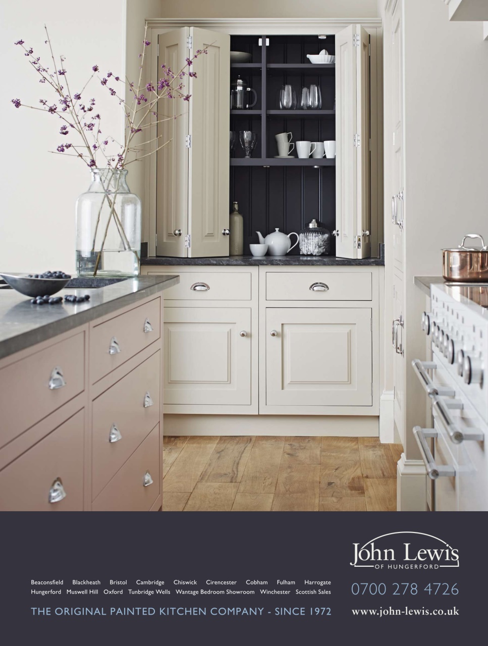 Homes & Antiques Magazine Preview Pages