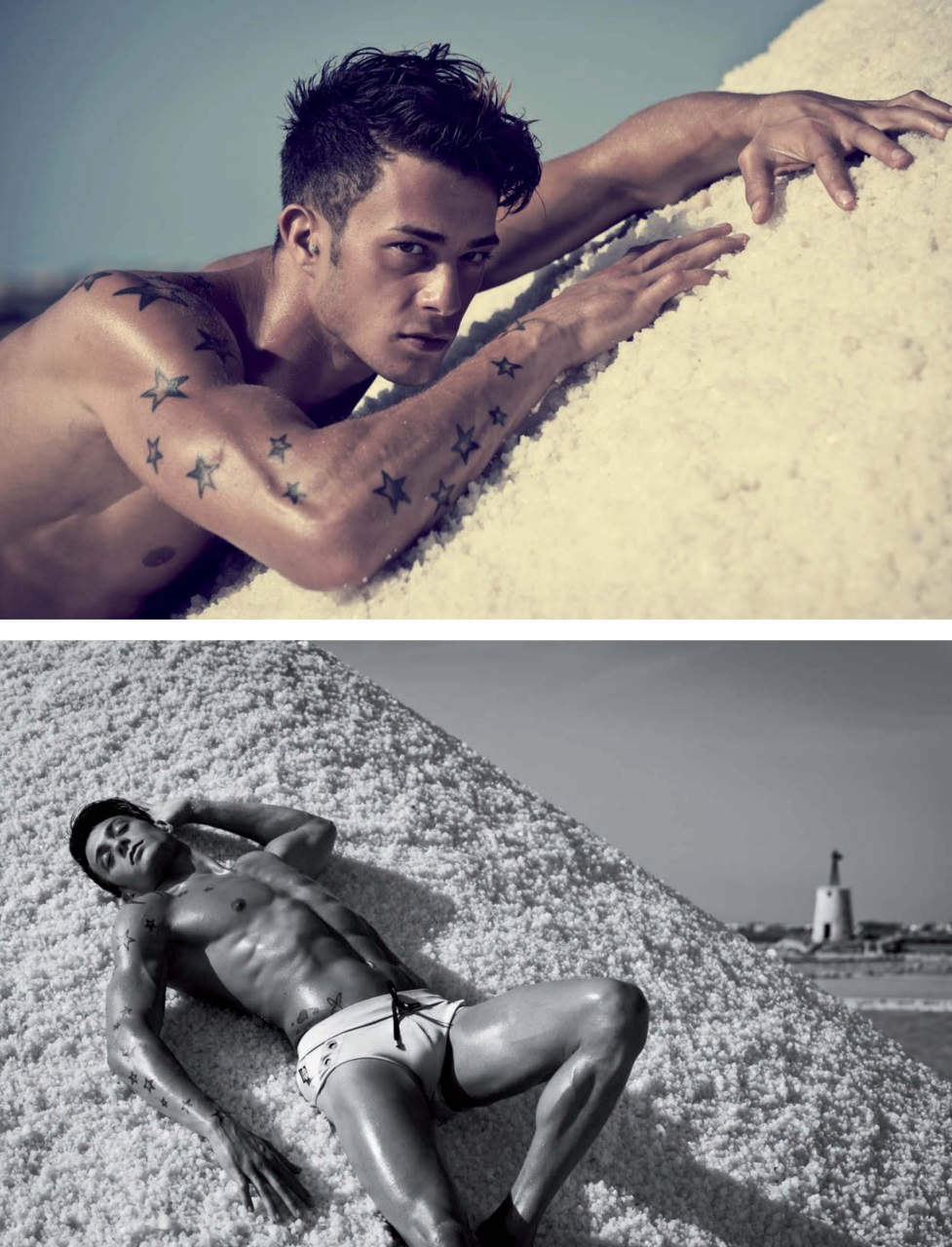 QMagazine Preview Pages