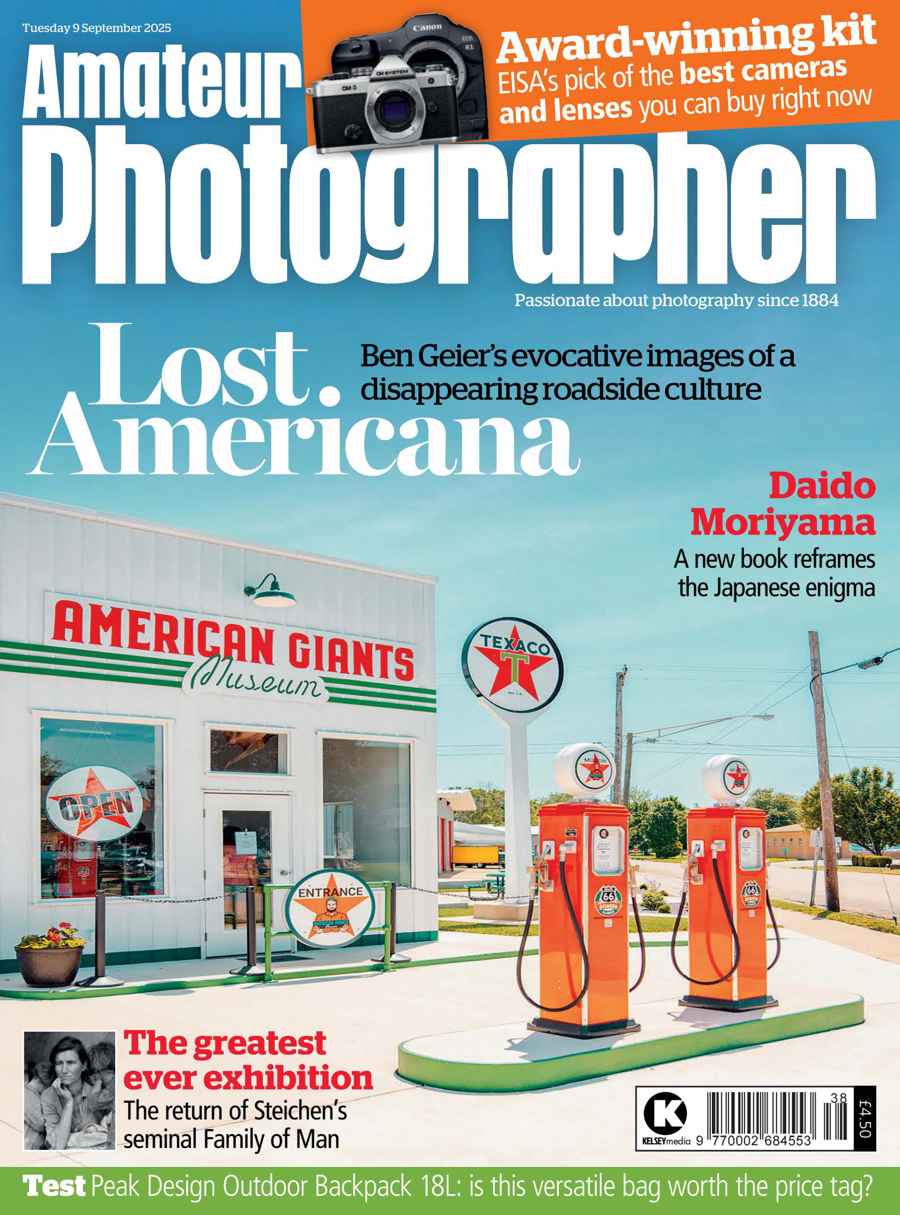 AMATEUR PHOTOGRAPHER
