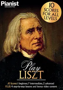 Pianist Play Liszt